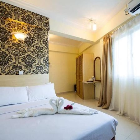Hotel Sea Princess تيلوك بهانج المظهر الخارجي الصورة