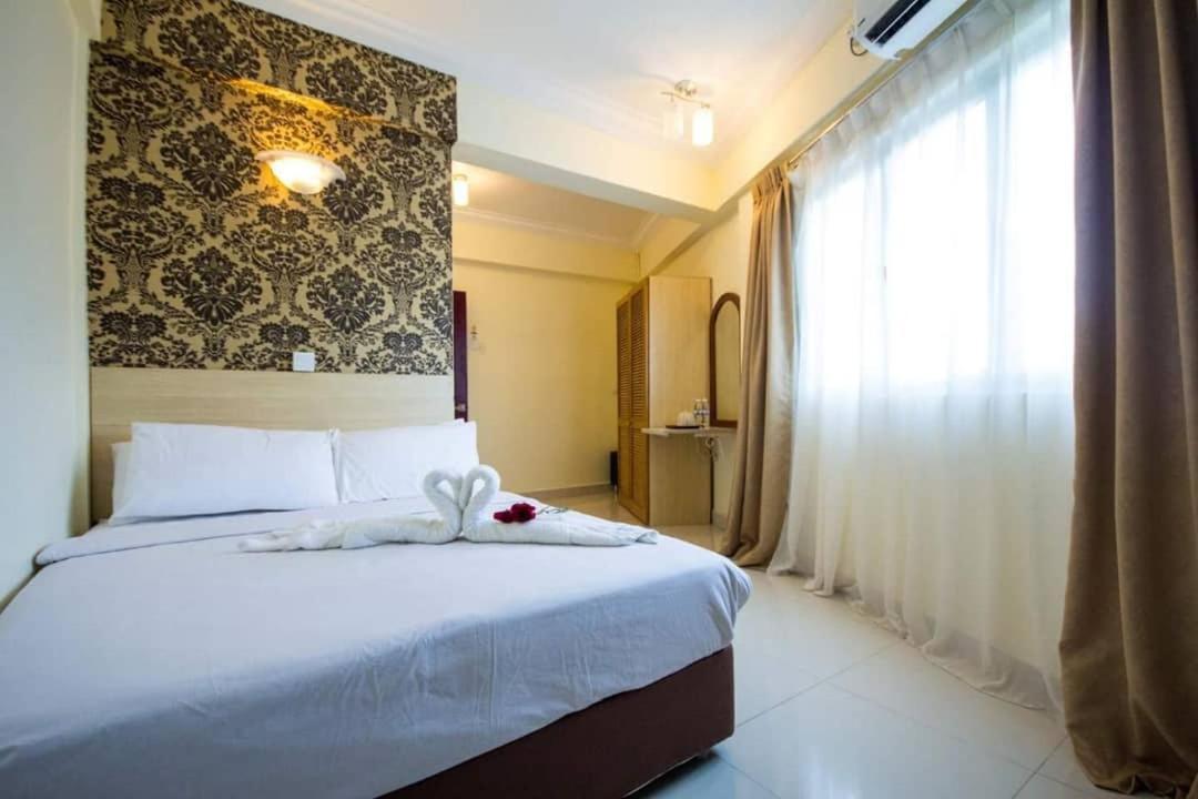 Hotel Sea Princess تيلوك بهانج المظهر الخارجي الصورة